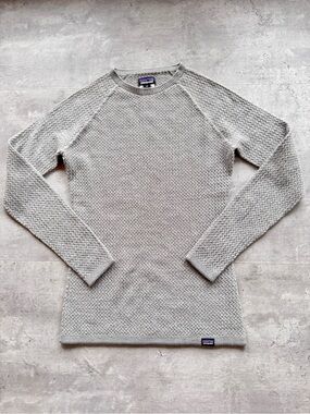 Patagonia Capilene Air Crew Wool Blend, Feather Grey, Women’s Size XS, Like New